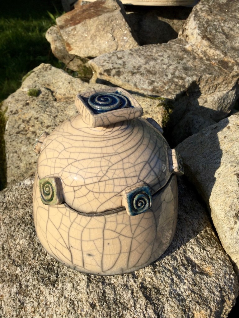 Boite artisanale en raku bicolore