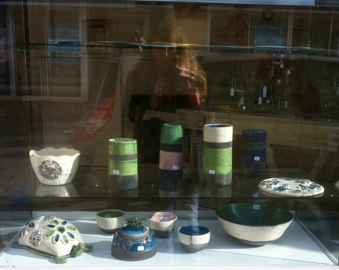 poterie-toramur-vitrine-guil.jpg